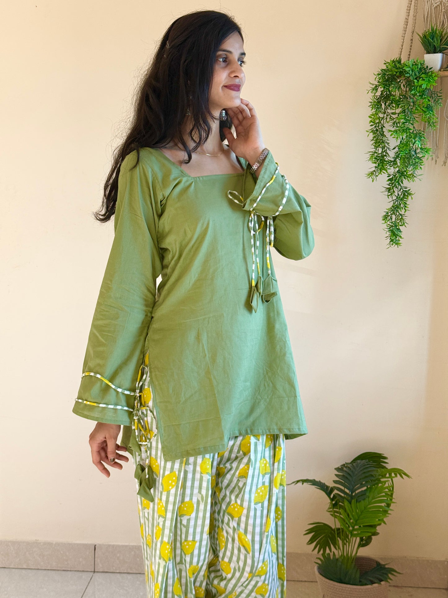 Roohi Farsi Salwar Set